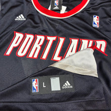 Load image into Gallery viewer, 2007 Adidas Blazers Greg Oden Jersey
