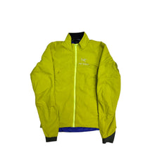 Load image into Gallery viewer, Arc’teryx Atom Women’s Jacket
