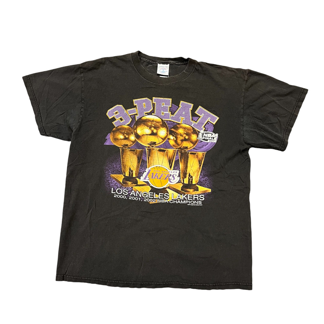 2002 LA Lakers 3 Peat Champs T-shirt