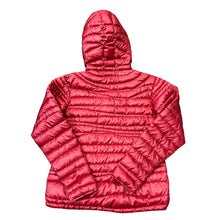 Load image into Gallery viewer, Mountain Hardware Women&#39;s Puffer Jacket
