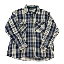 Load image into Gallery viewer, 90’s Field &amp; Stream Button Up Shirt
