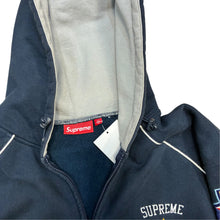Load image into Gallery viewer, Supreme Play-offs Zip-up Hoodie
