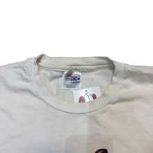 Load image into Gallery viewer, 2000’s Calvin &amp; Hobbes T-shirt
