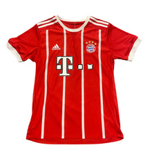 Load image into Gallery viewer, Lewandowski Bayern Munchen Soccer Jersey
